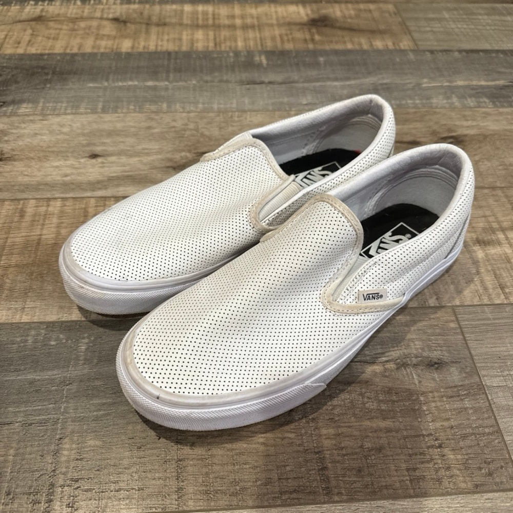 Vans slip on
